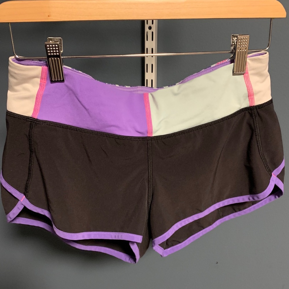 Lululemon Floral Print Band Speed Short 2.5”